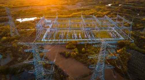 Optimieren Sie Ihr Umspannwerkslayout: Die Vorteile modularer Hochspannungstrennschalter